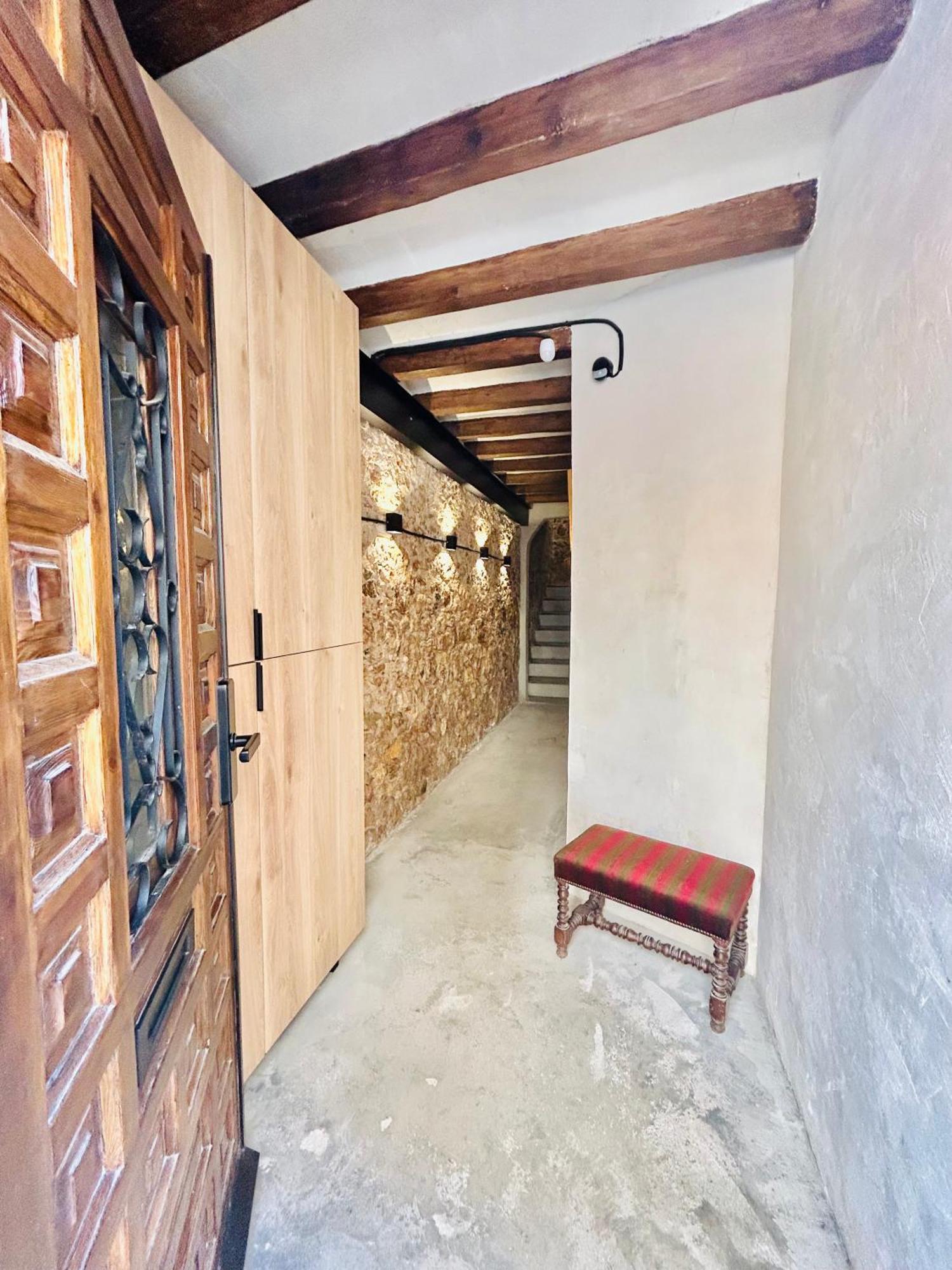 Apartment Trinquet Vell Historic Center Largas *