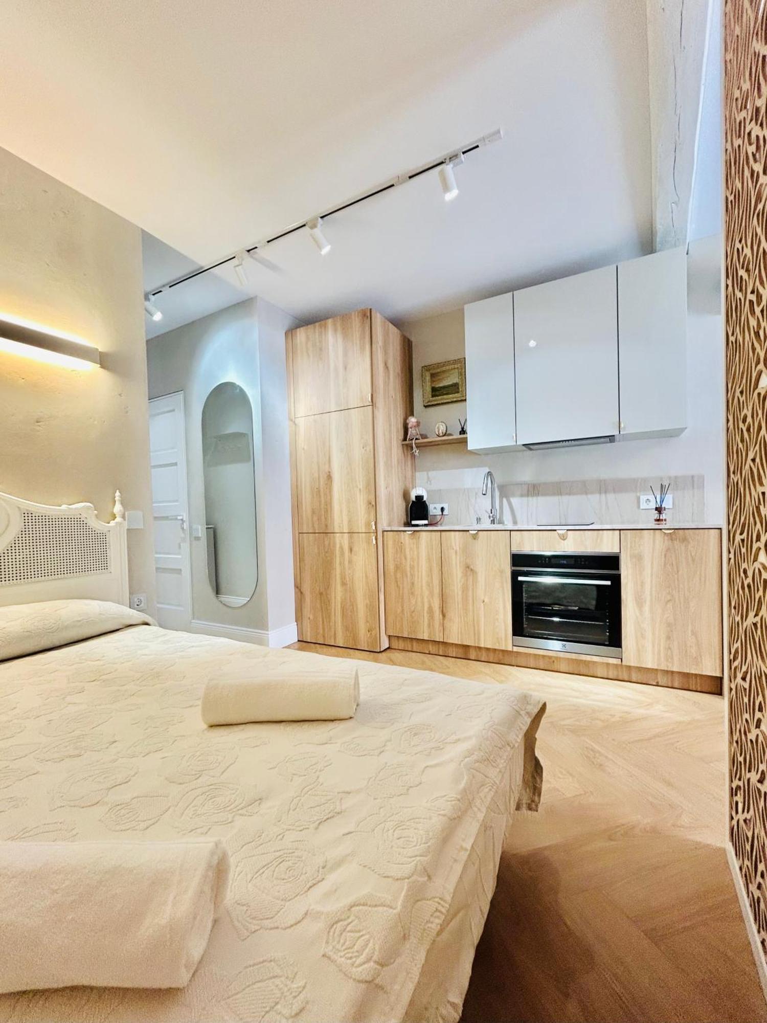 Apartment Trinquet Vell Historic Center Largas *