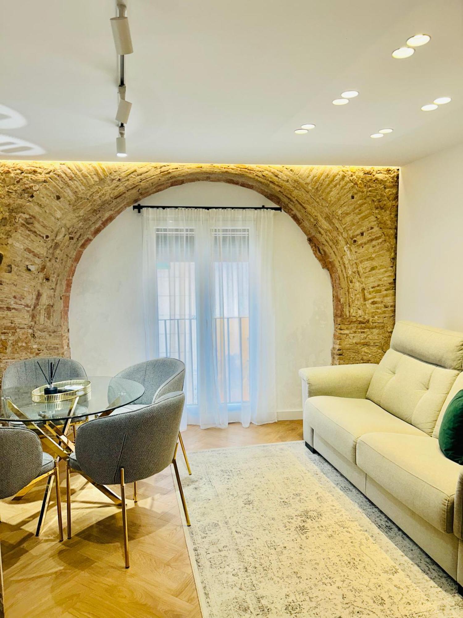 Trinquet Vell Historic Center Largas Tarragona